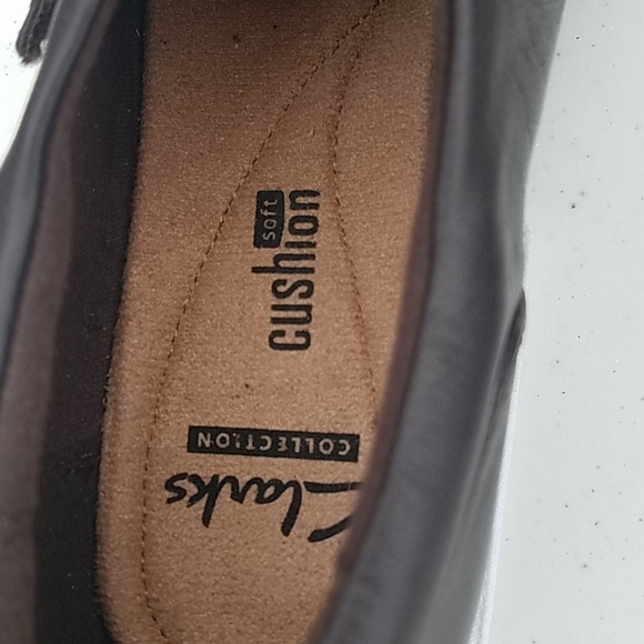 Shoes - Picture 5 of 5